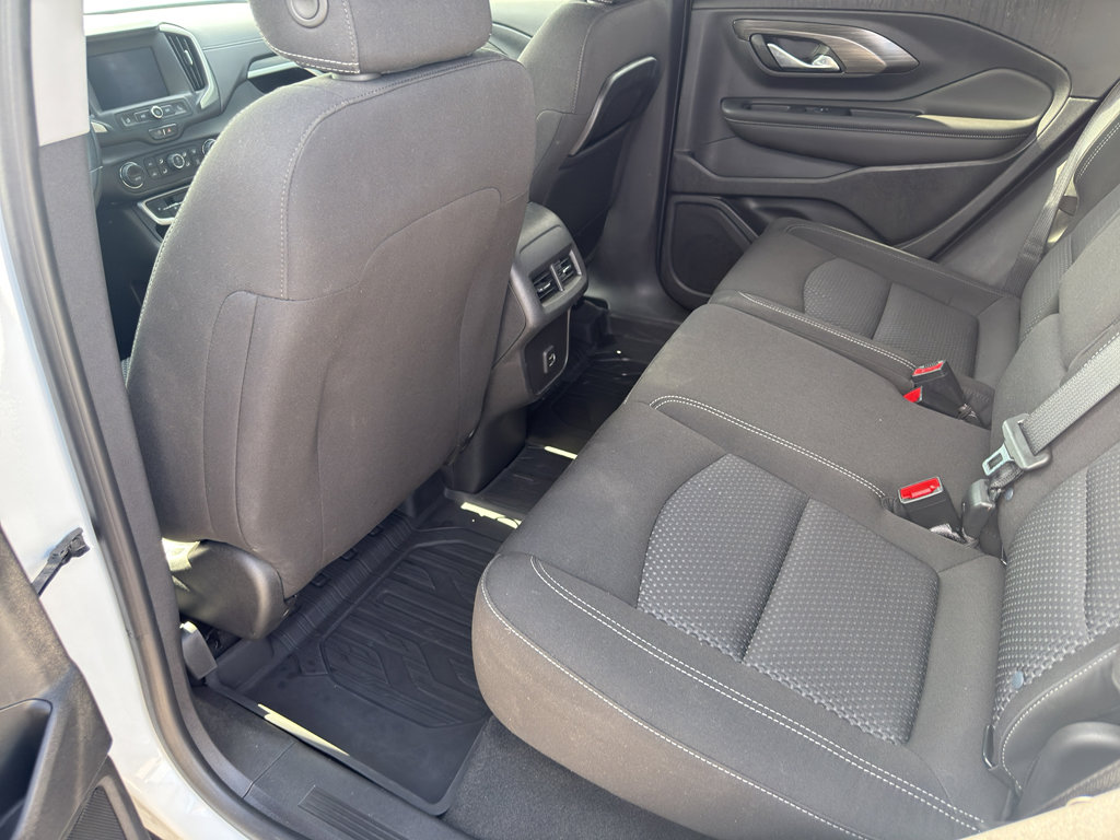 Used 2022 GMC Terrain SLE w/ Driver Convenience Package image 10