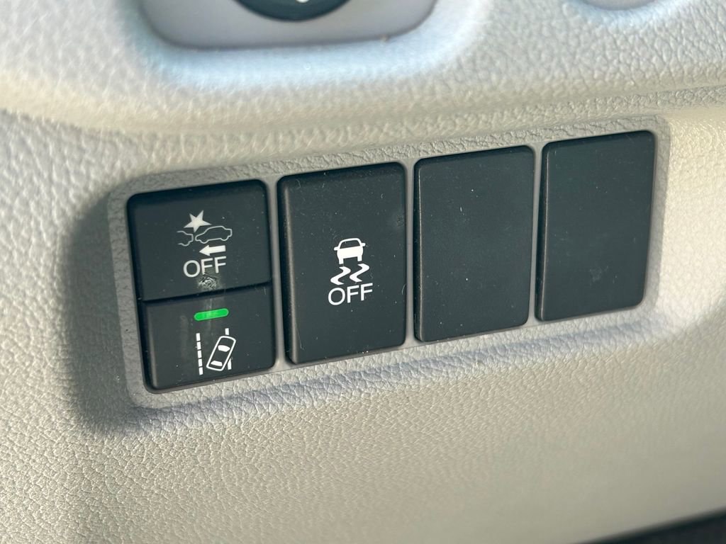 Used 2021 Honda Pilot EX image 25