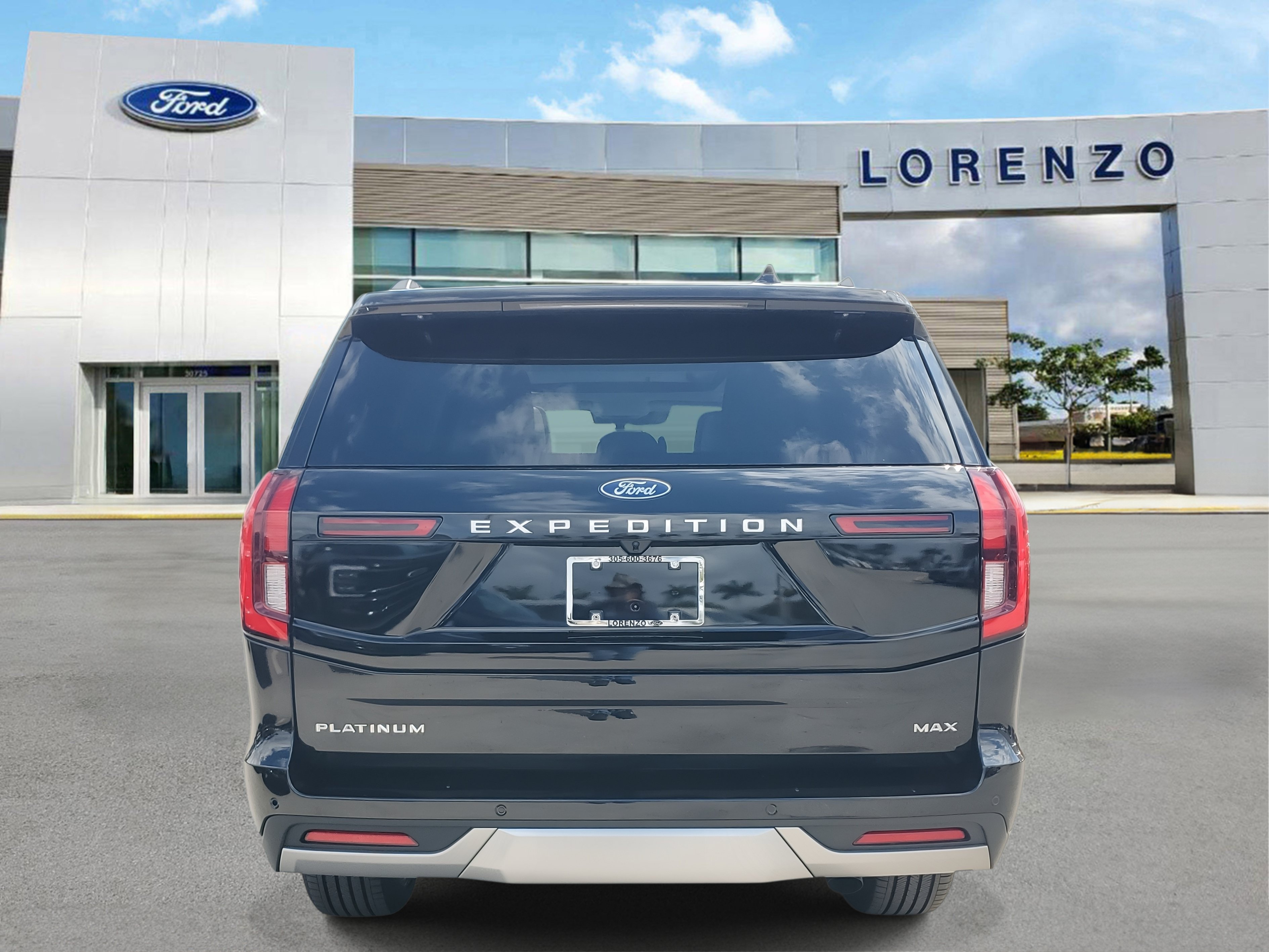 New 2026 Ford Expedition Max Platinum w/ Platinum Ultimate Package AWD/4WD image 5
