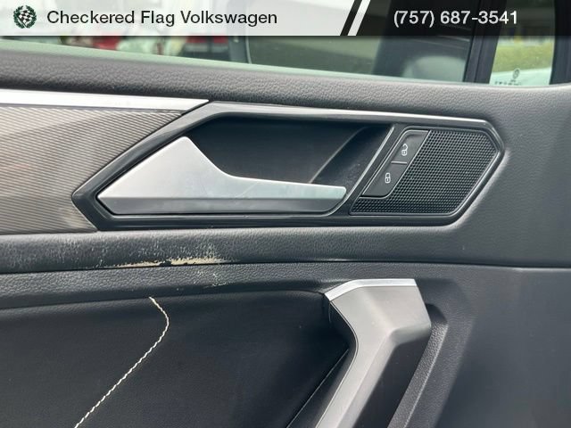 Used 2023 Volkswagen Tiguan SE R-Line FWD image 14