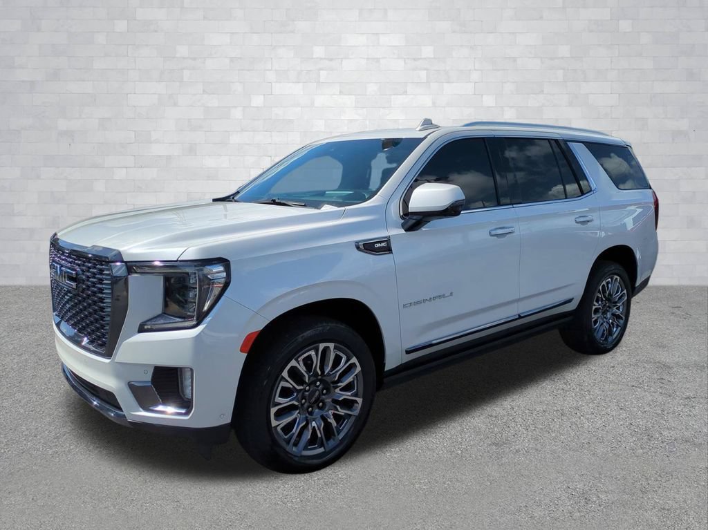 Used 2024 GMC Yukon Denali Ultimate AWD/4WD image 9