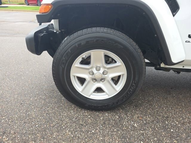 Certified 2023 Jeep Gladiator Sport image 12