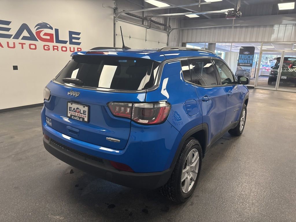 Used 2022 Jeep Compass Latitude w/ Convenience Group AWD/4WD image 11