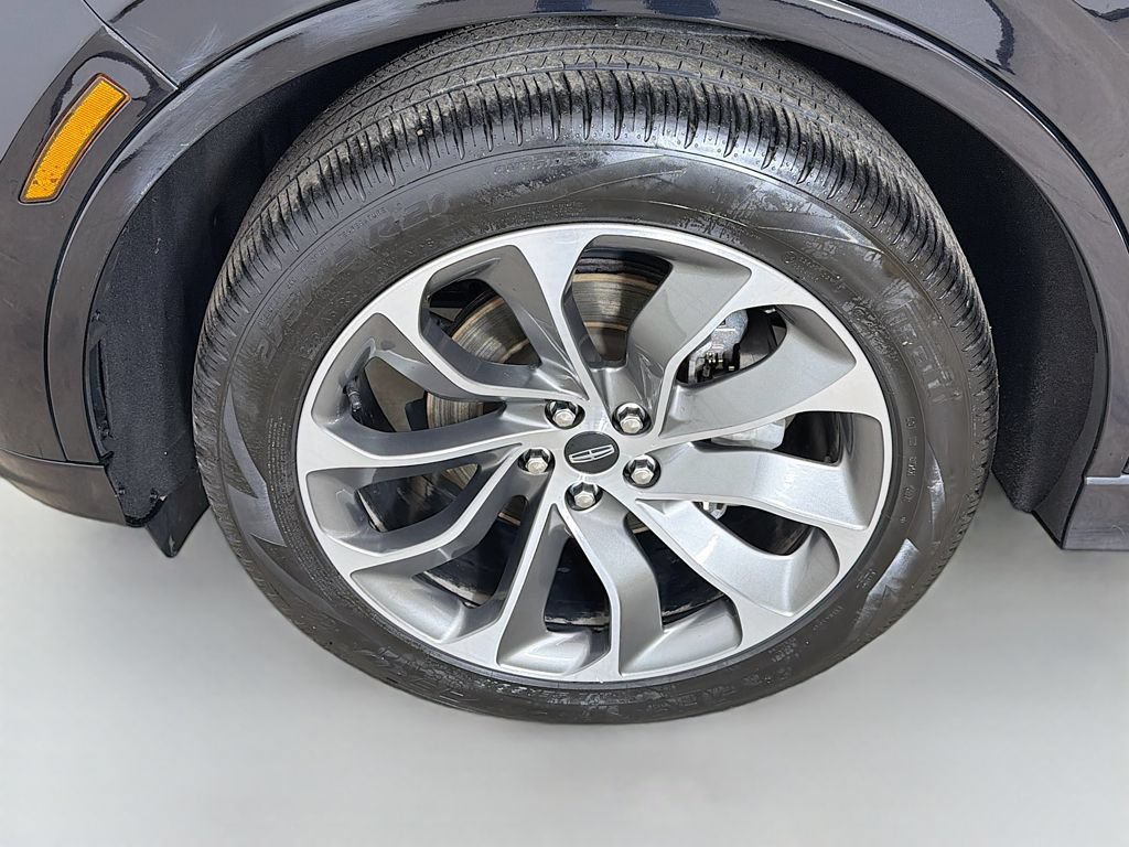 Used 2025 Lincoln Aviator AWD w/ Jet Appearance Package image 22