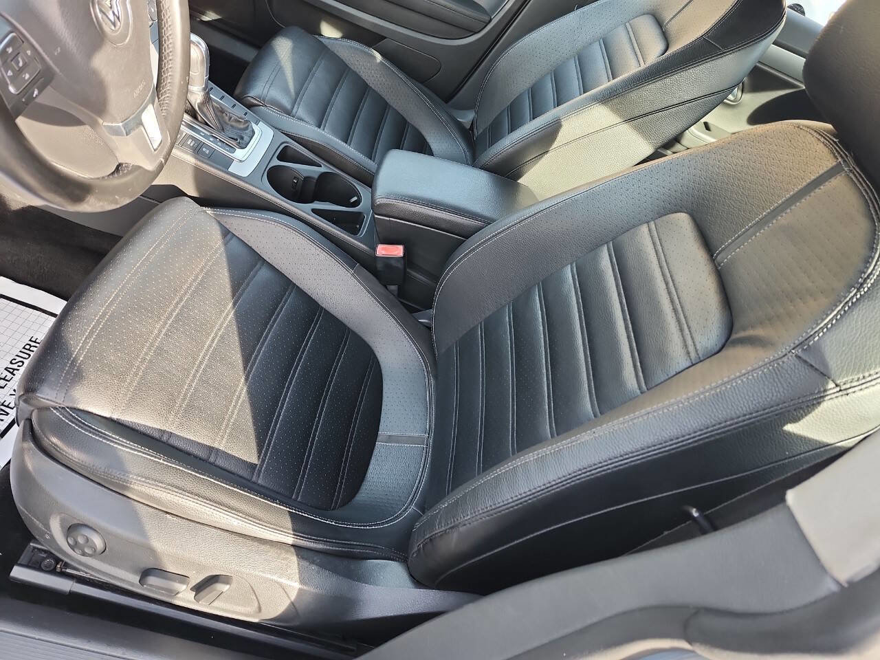 Used 2012 Volkswagen CC R-Line image 18