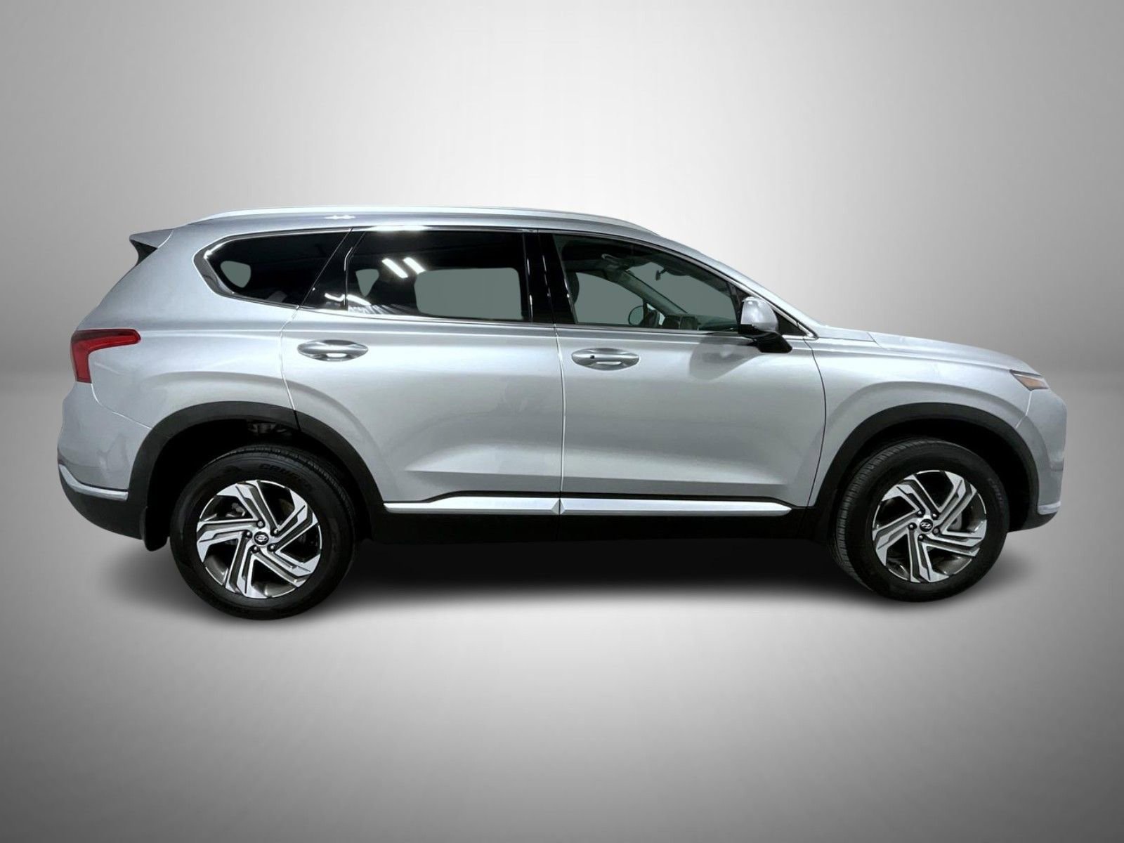 Certified 2022 Hyundai Santa Fe SEL image 4