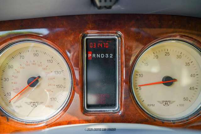 Used 2003 Bentley Arnage R image 32