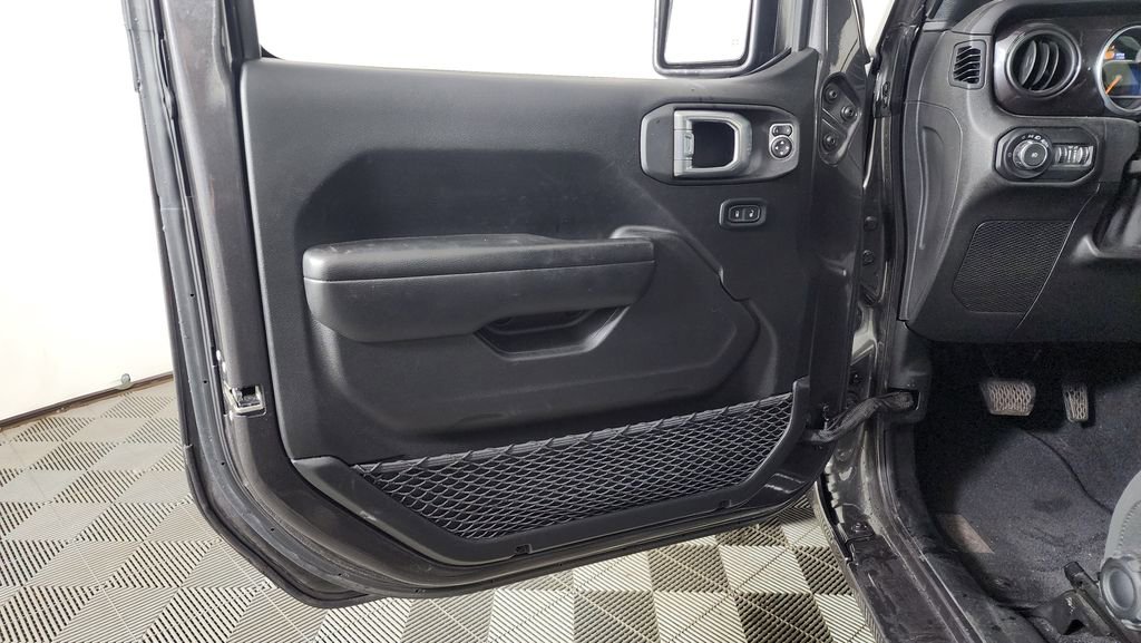 Used 2021 Jeep Wrangler Unlimited Sport image 11