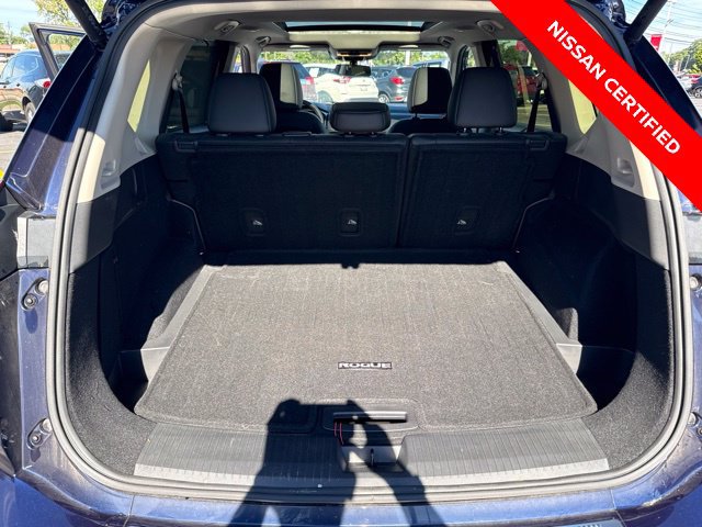 Certified 2024 Nissan Rogue SV w/ SV Premium Package AWD/4WD image 24
