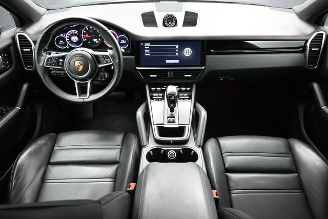 Used 2023 Porsche Cayenne Coupe w/ Premium Package AWD/4WD image 13