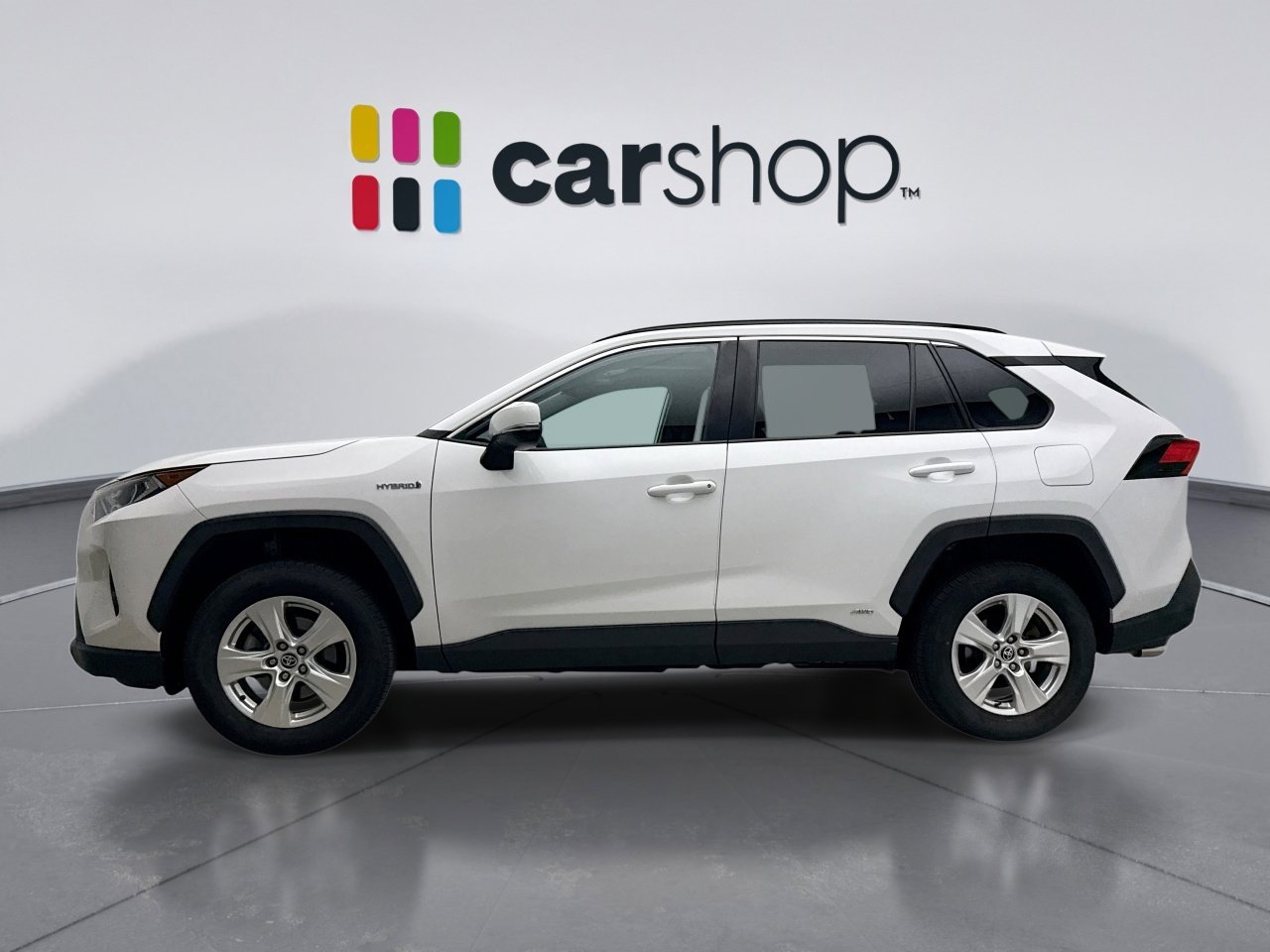 Used 2021 Toyota RAV4 XLE w/ Convenience Package AWD/4WD image 2