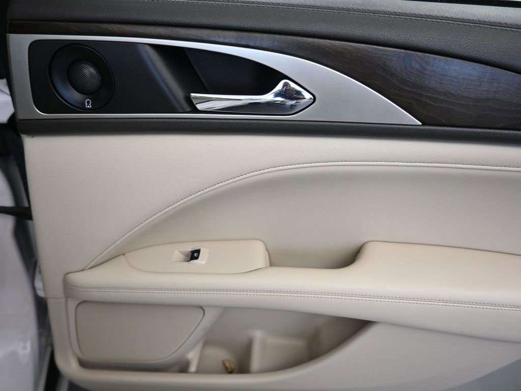 Used 2019 Lincoln MKZ Reserve w/ Reserve Plus Package image 38