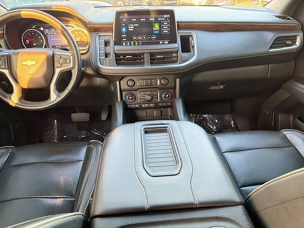Used 2021 Chevrolet Tahoe Premier w/ Premium Package image 19