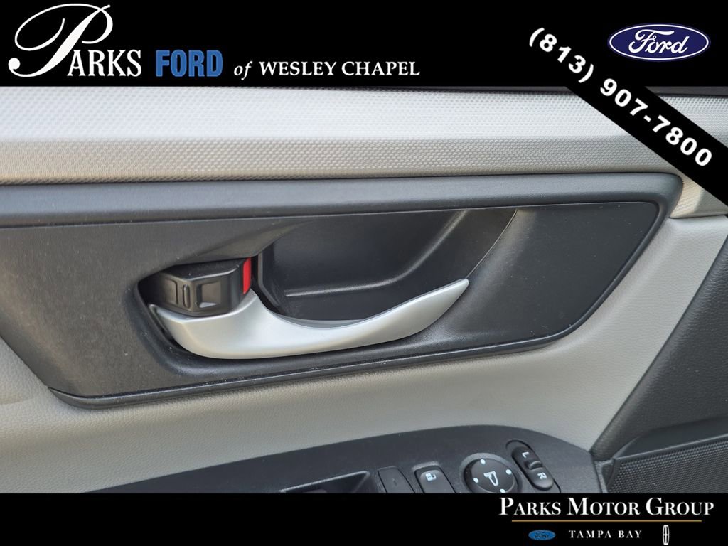 Used 2017 Honda CR-V LX image 16