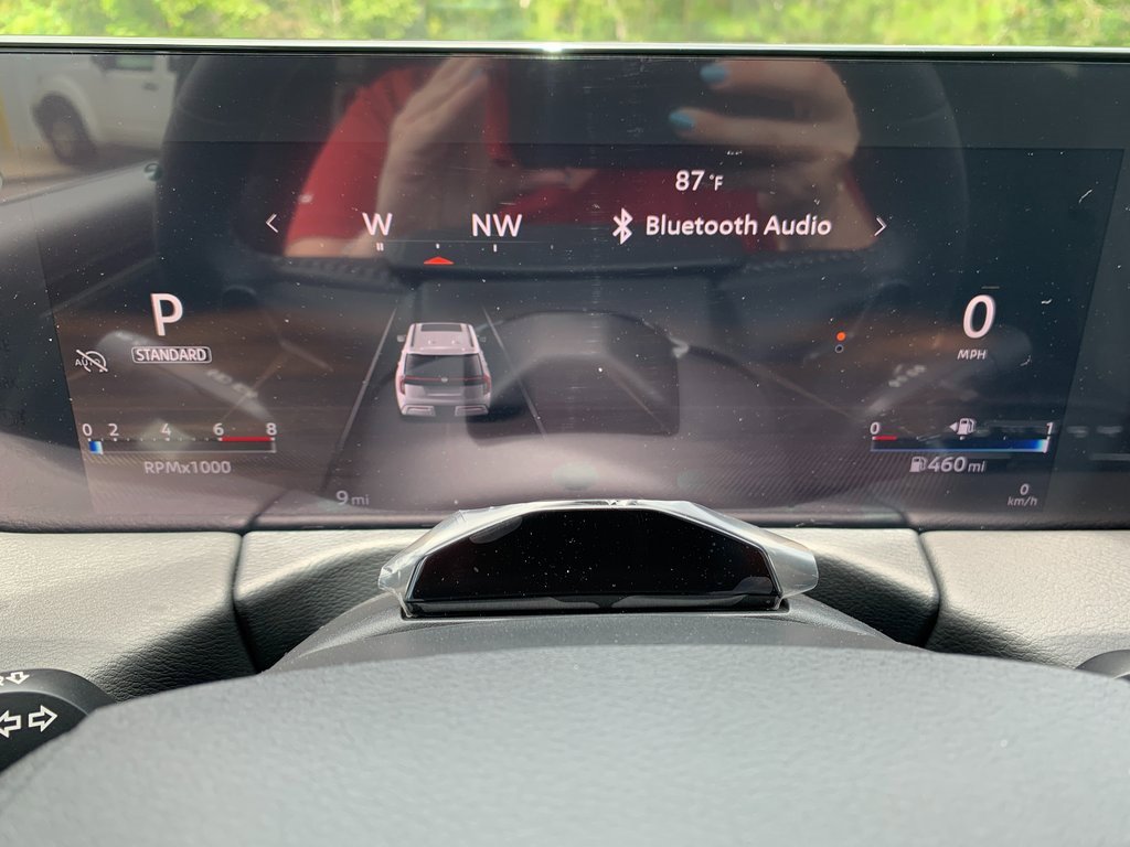 New 2025 Nissan Armada SL w/ Captain's Chari Seat Package image 7