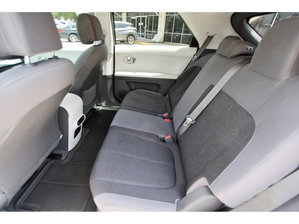 Certified 2024 Hyundai Ioniq 5 SE RWD image 15