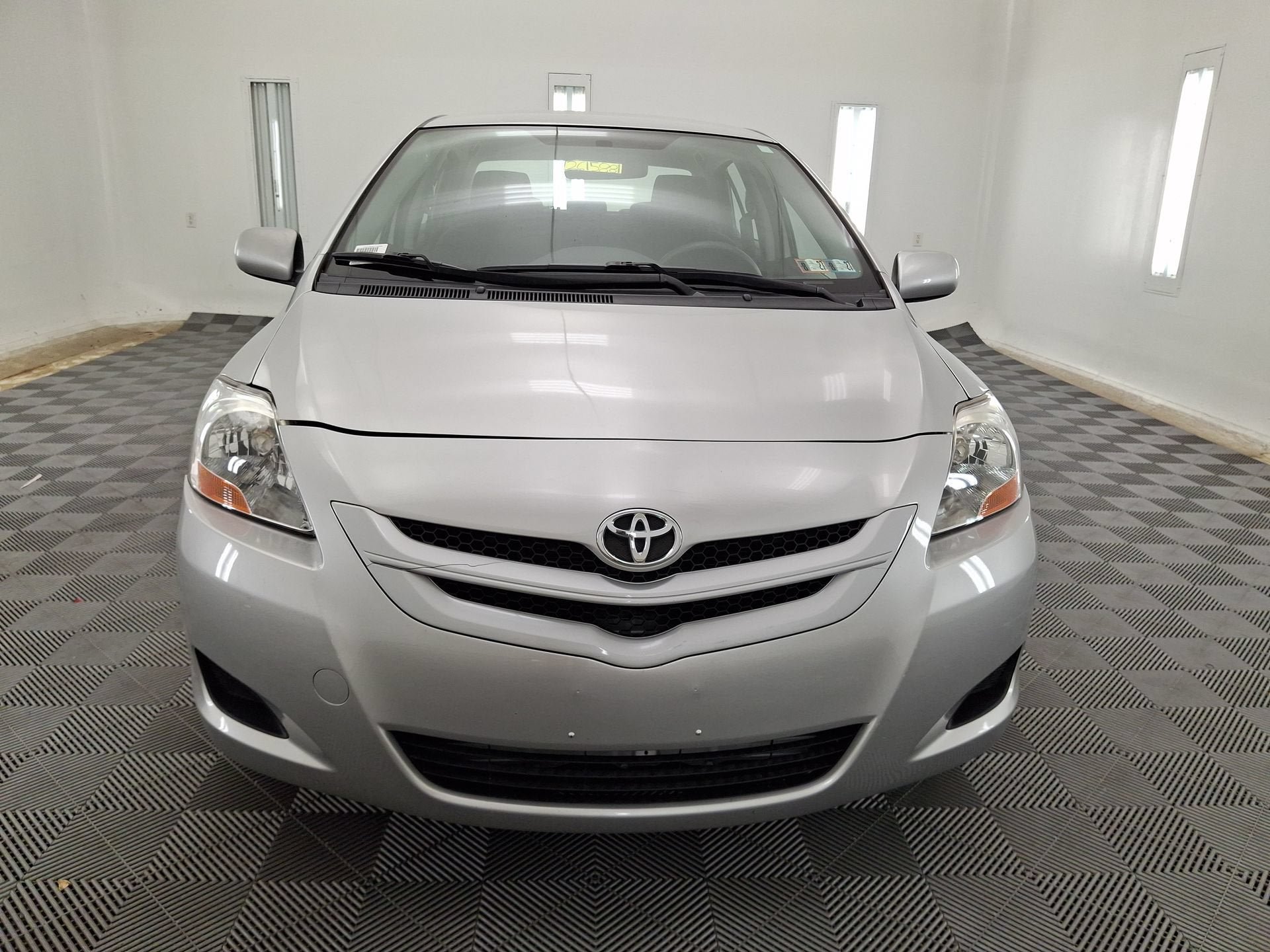 Used 2007 Toyota Yaris S FWD image 25