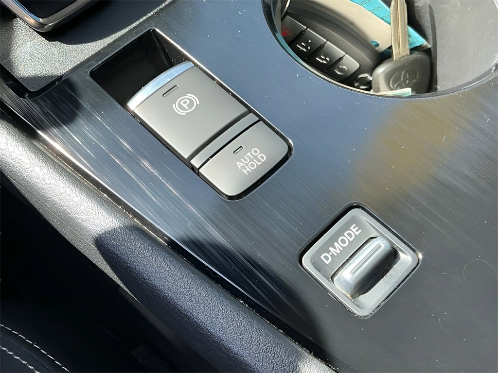 Used 2021 Nissan Rogue SV image 23