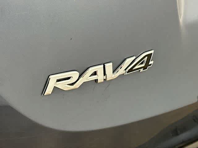 Used 2014 Toyota RAV4 LE AWD/4WD image 25