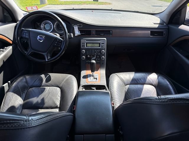 Used 2010 Volvo XC70 3.2 image 15