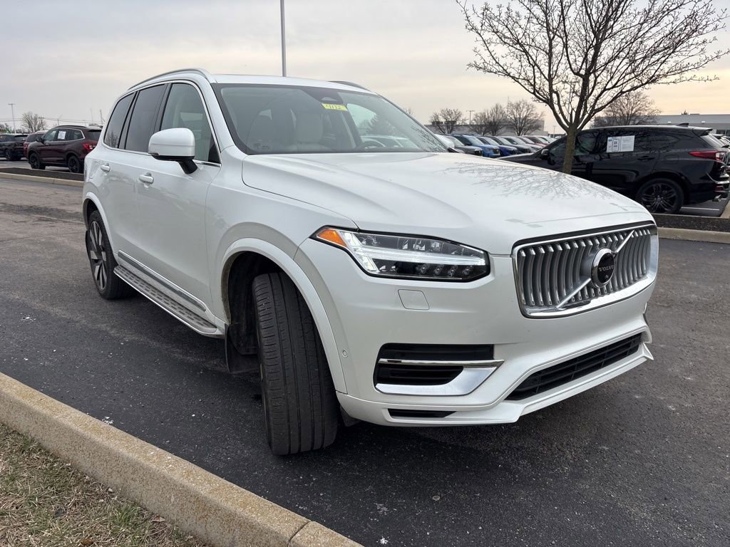 Used 2023 Volvo XC90 T8 Ultimate image 12