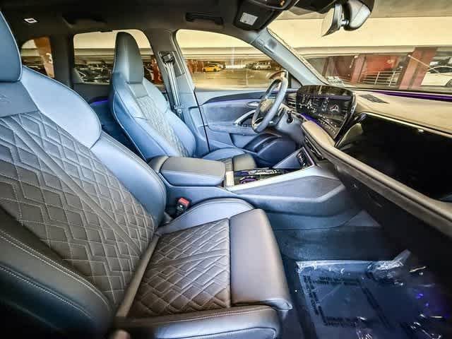 New 2025 Audi SQ5 Premium Plus AWD/4WD image 17