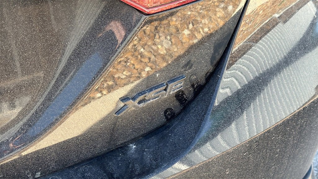 Used 2021 Toyota Camry XSE image 9