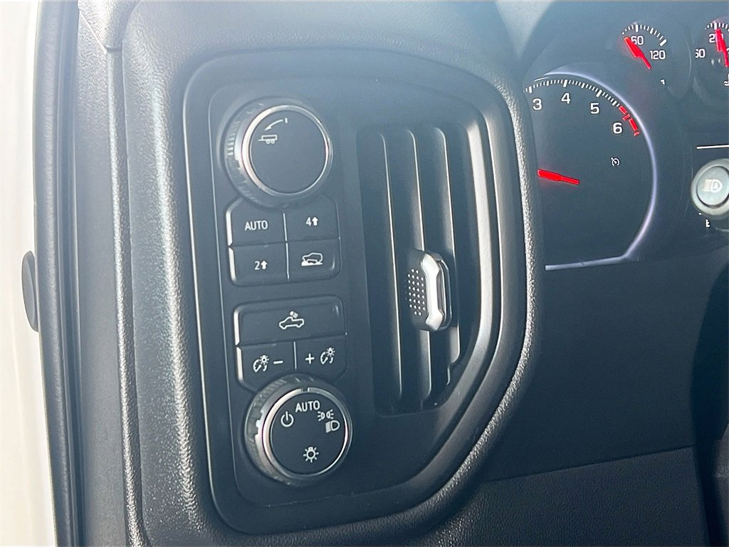 Used 2024 Chevrolet Silverado 1500 W/T w/ WT Value Package image 10