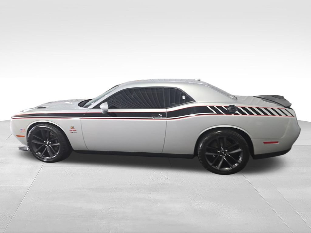Used 2019 Dodge Challenger R/T Scat Pack RWD image 2