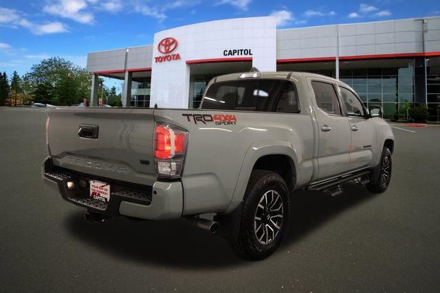 Used 2022 Toyota Tacoma TRD Sport w/ TRD Premium Sport Package AWD/4WD image 2