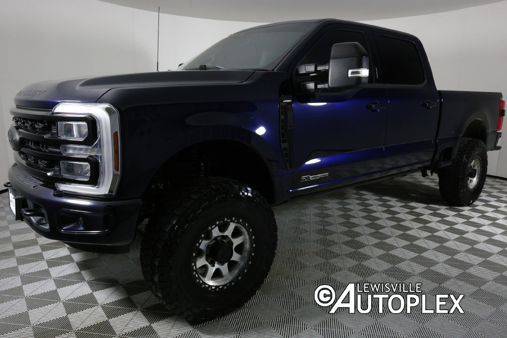 Used 2024 Ford F250 Lariat w/ Black Appearance Package AWD/4WD image 11