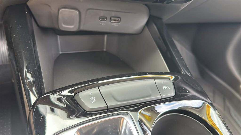 New 2025 Chevrolet Trax LT w/ LT Convenience Package image 22