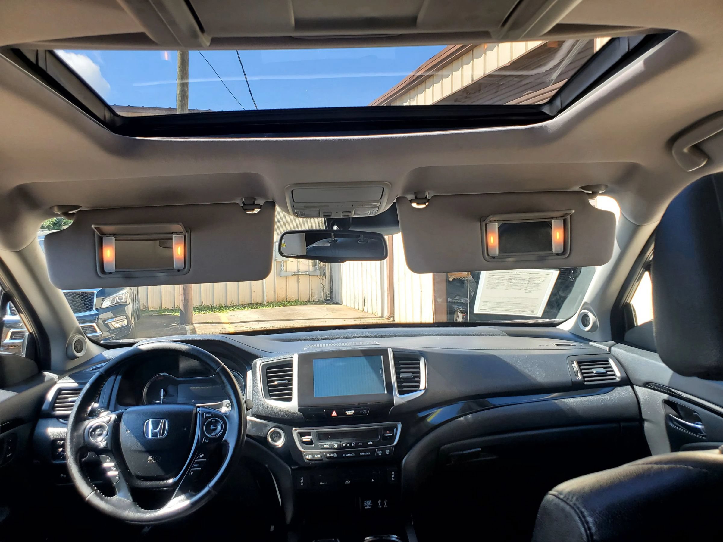 Used 2016 Honda Pilot Touring image 36