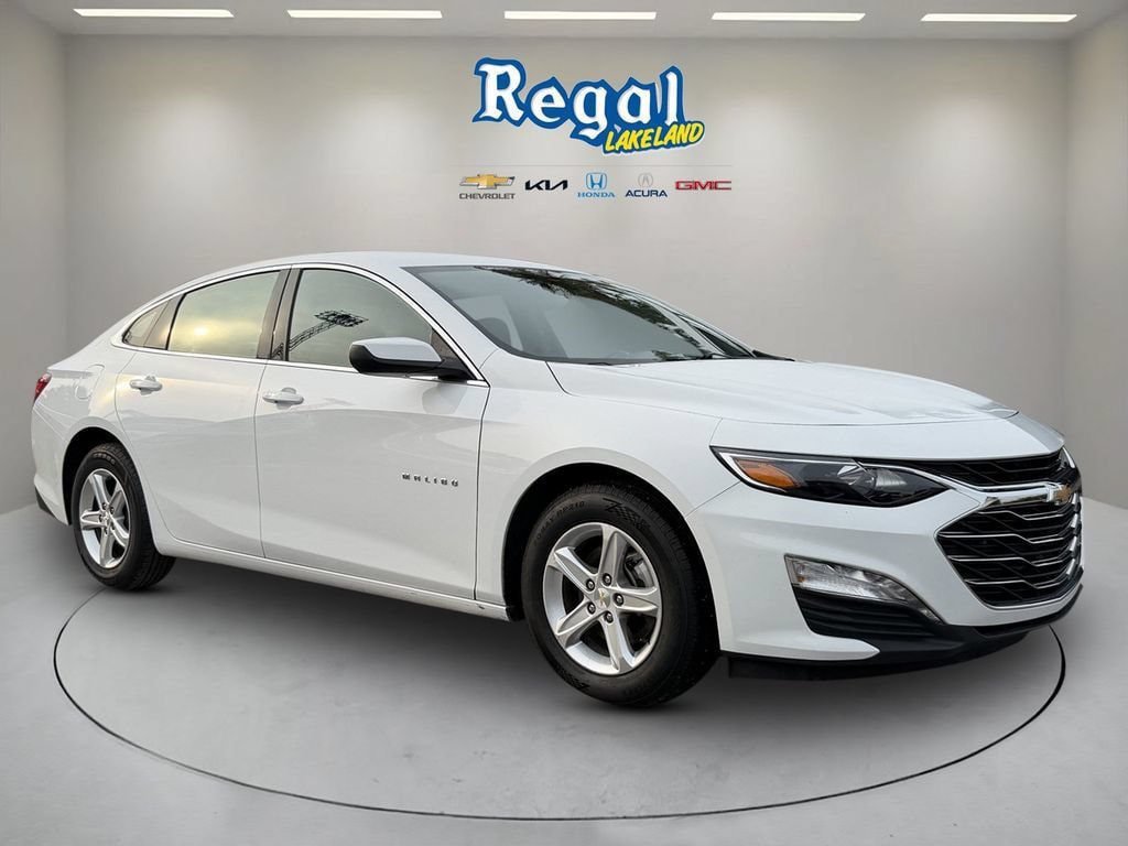 Used 2024 Chevrolet Malibu LT