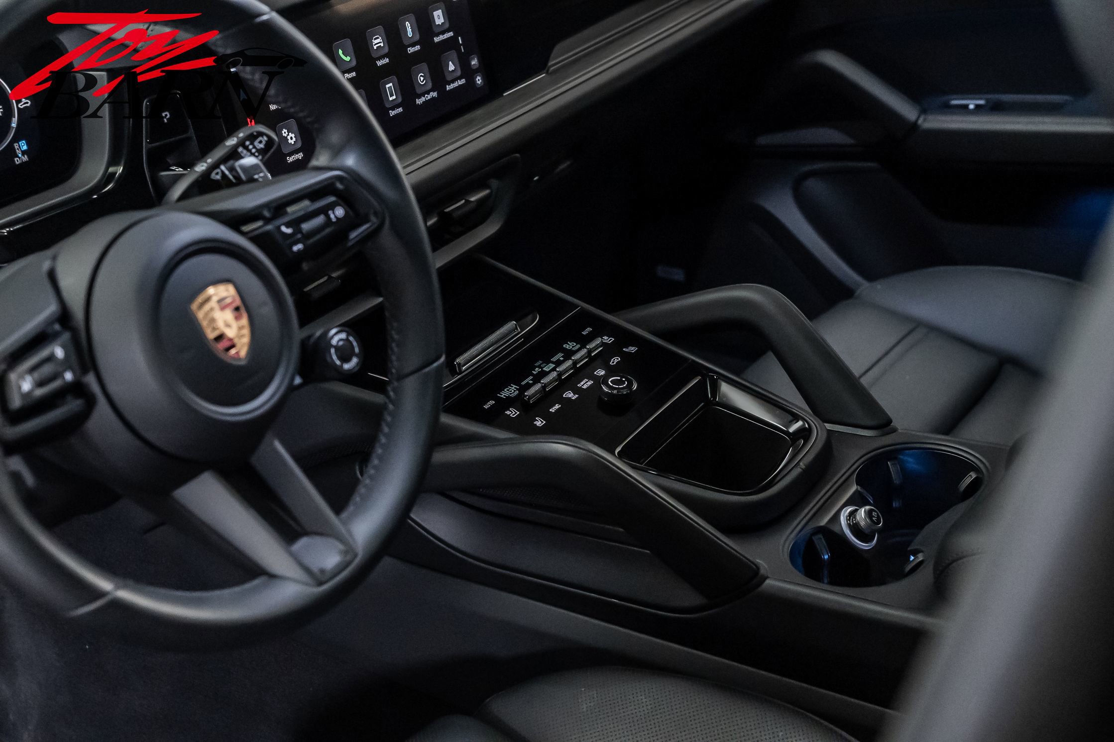 Used 2025 Porsche Cayenne GTS image 28