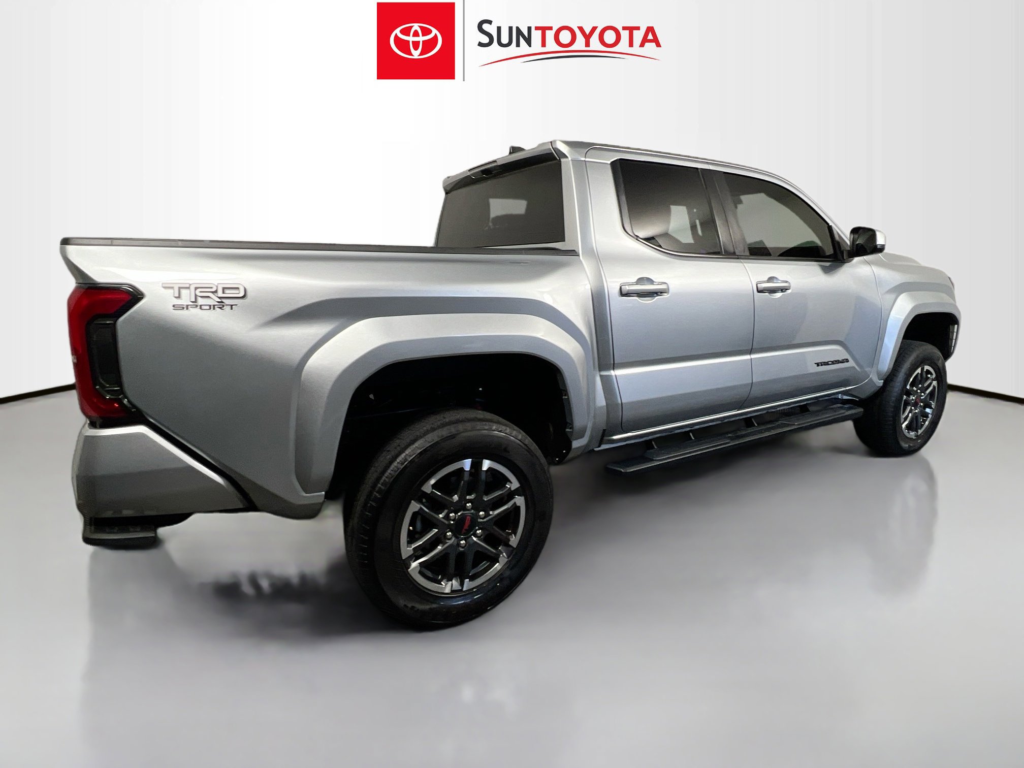 Used 2025 Toyota Tacoma TRD Sport image 4