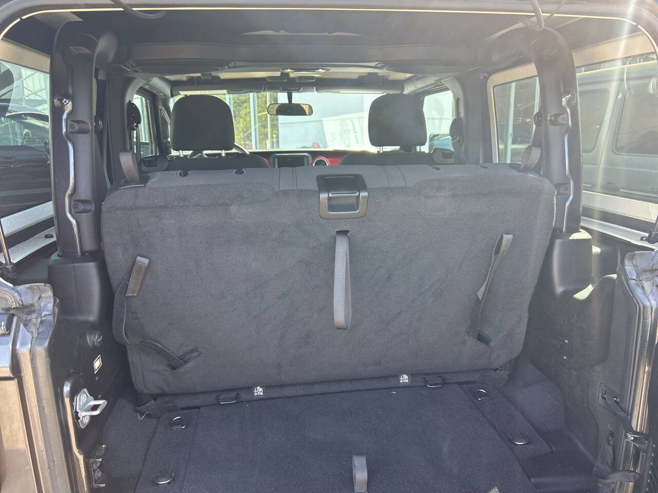 Used 2019 Jeep Wrangler Rubicon w/ Steel Bumper Group AWD/4WD image 44