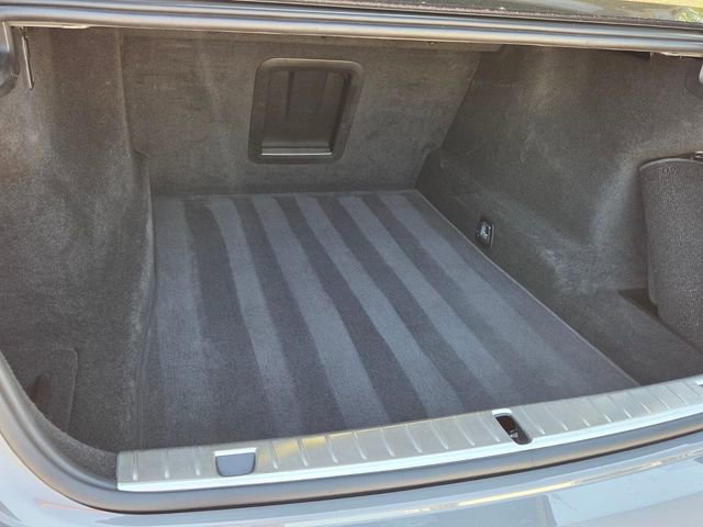 Used 2022 BMW 740i xDrive w/ Premium Package image 17