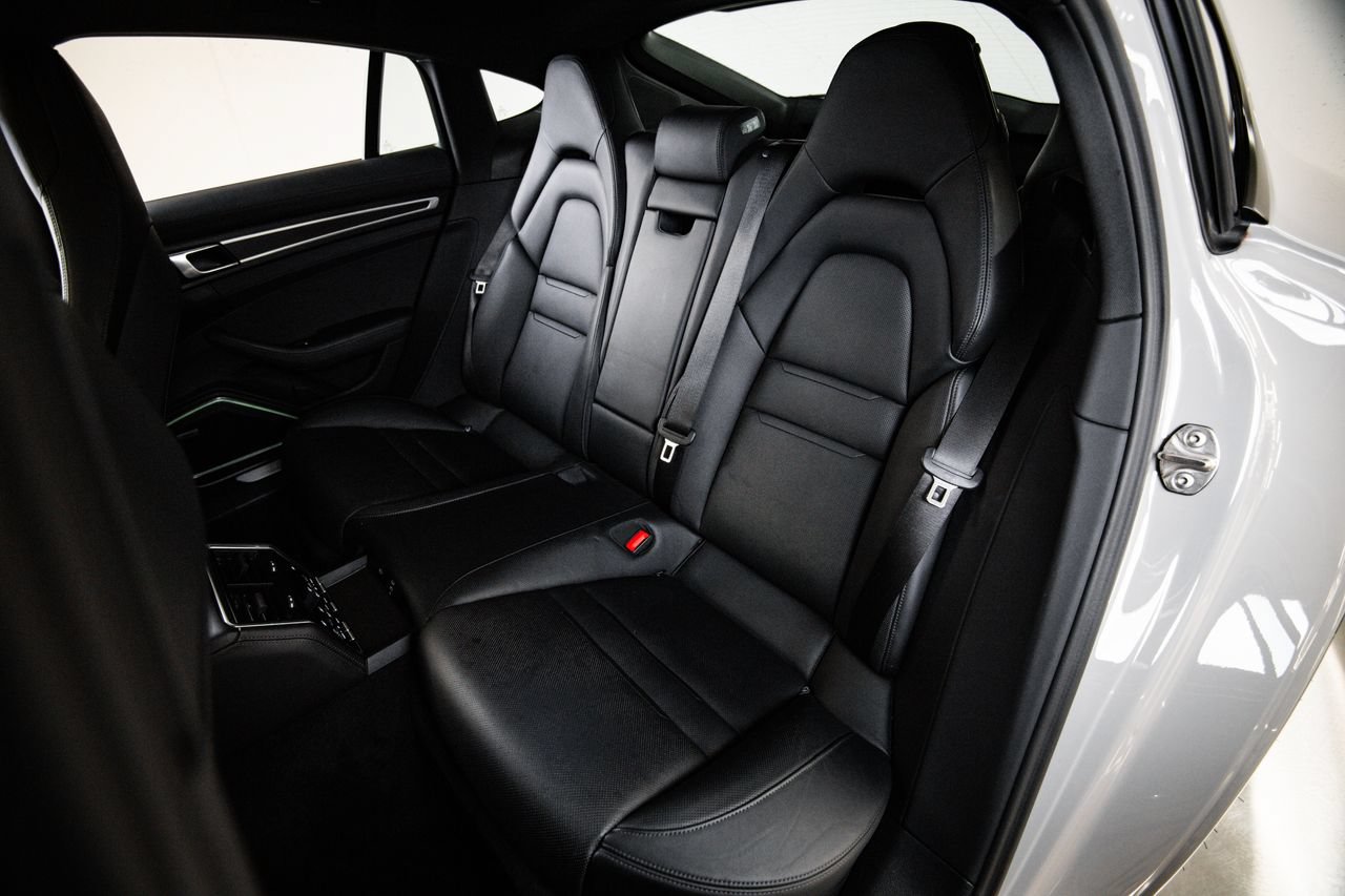 Certified 2022 Porsche Panamera 4 AWD/4WD image 24