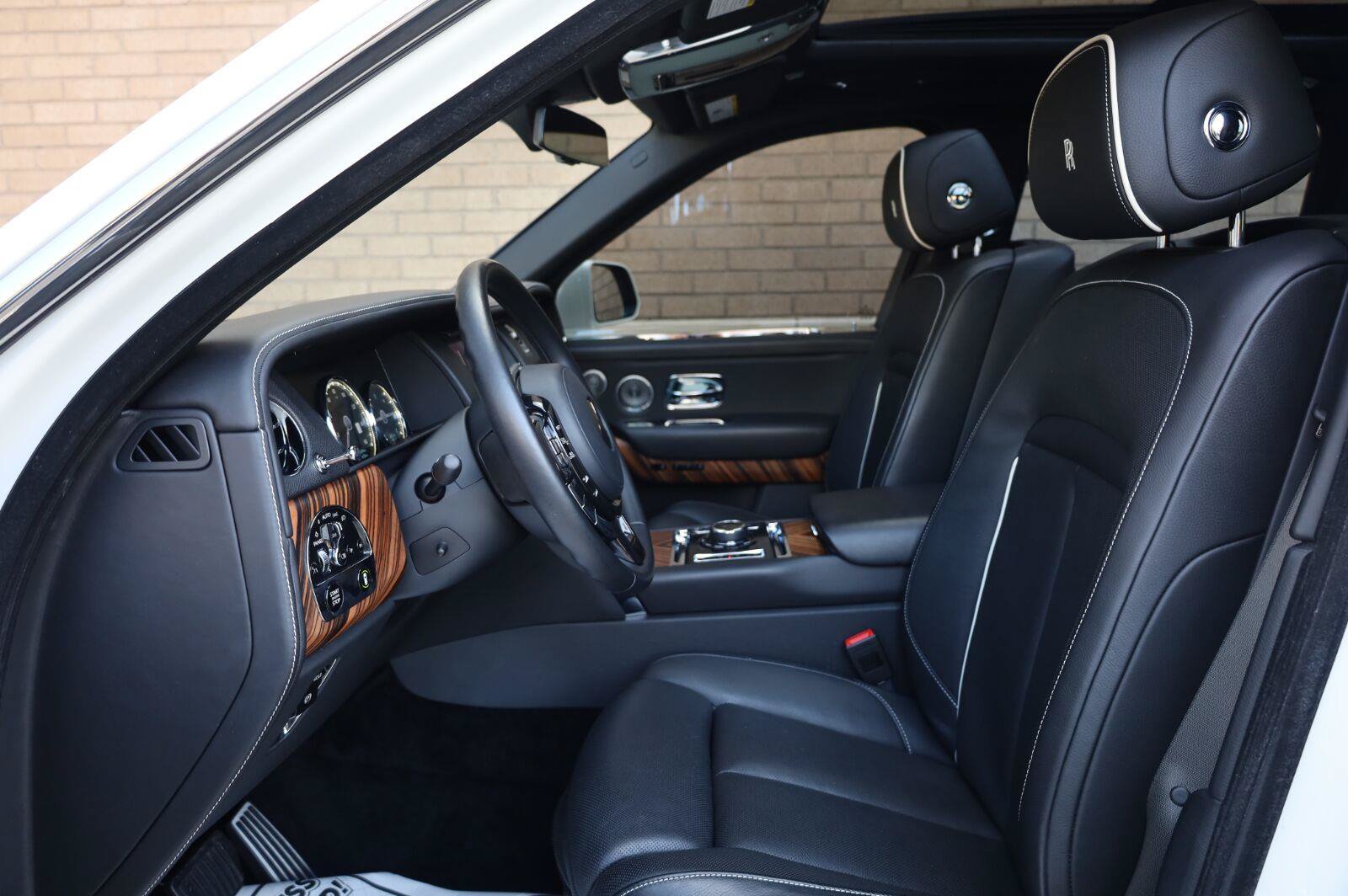 Used 2019 Rolls-Royce Cullinan AWD/4WD image 19