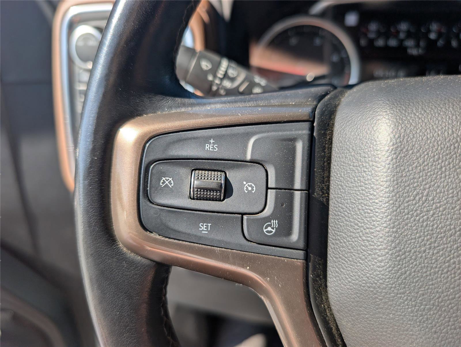 Used 2022 Chevrolet Silverado 3500 High Country image 25