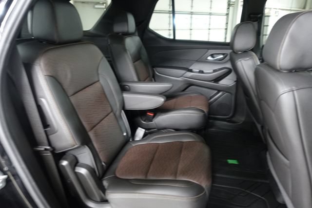 Used 2023 Chevrolet Traverse High Country w/ LPO, Floor Liner Package AWD/4WD image 26
