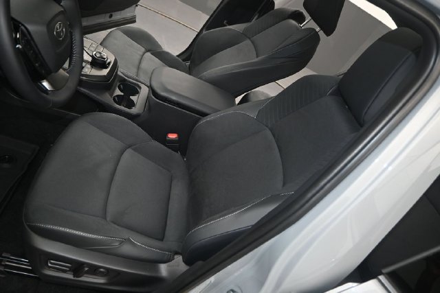 Used 2026 Toyota C-HR w/ Cold Weather Package AWD/4WD image 9