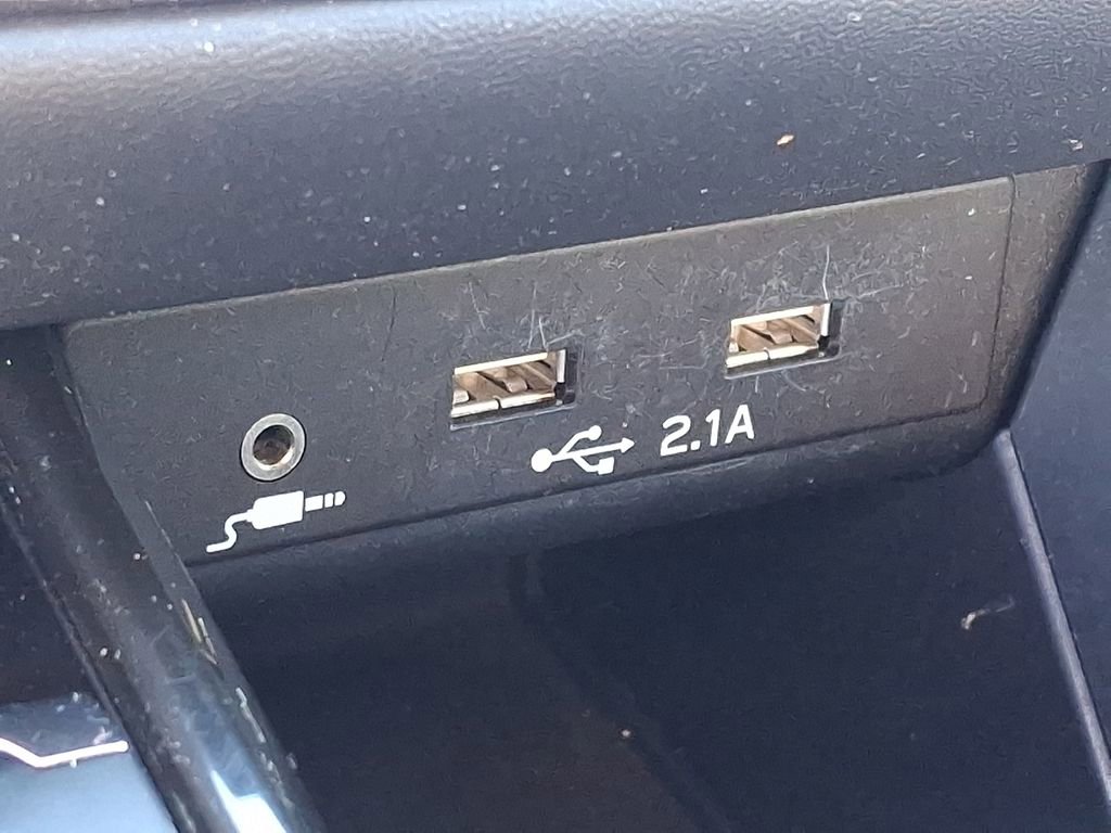 Used 2020 Subaru Legacy Premium image 24