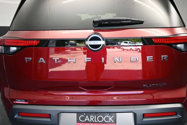 Used 2026 Nissan Pathfinder Platinum FWD image 14