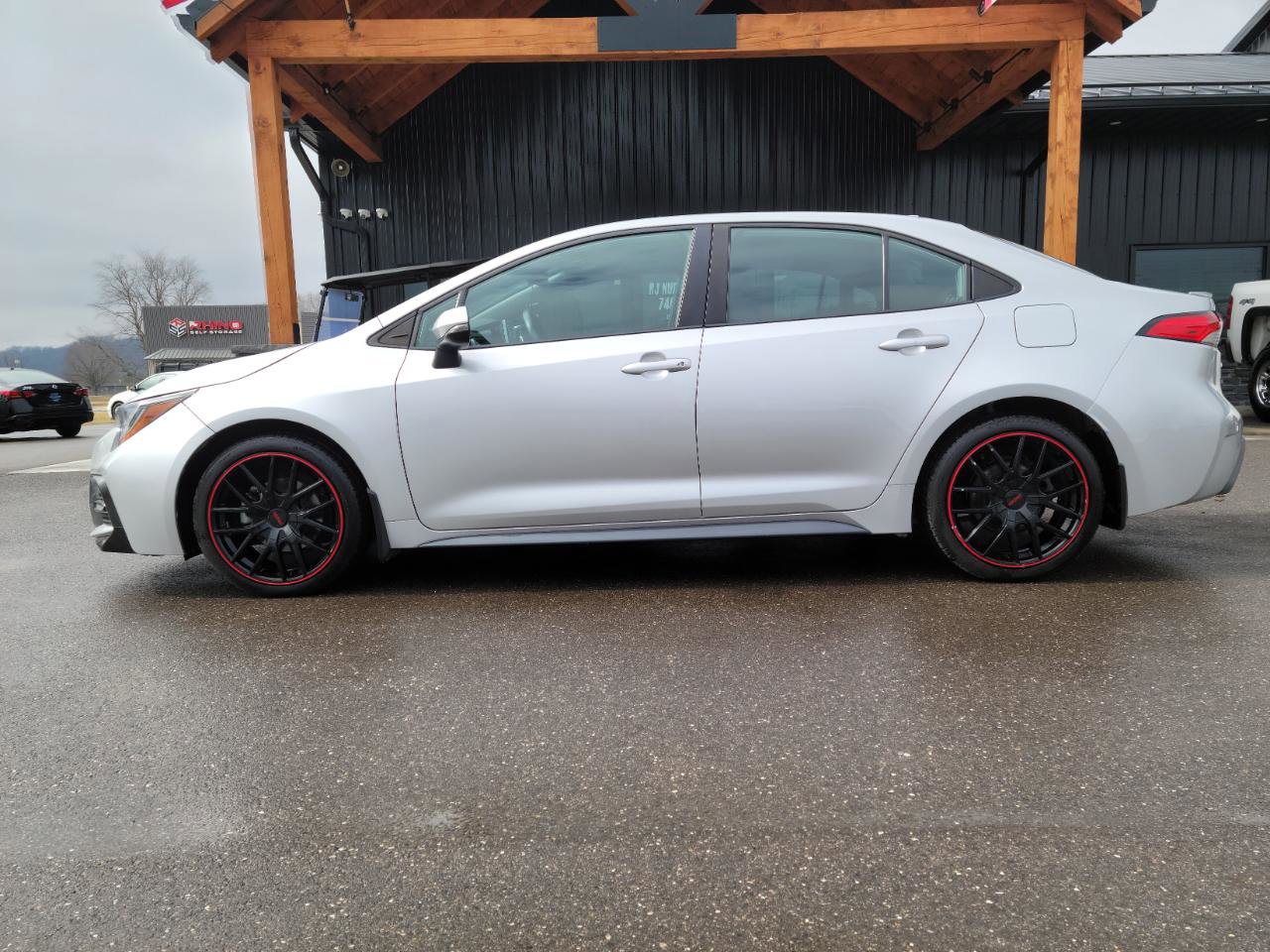 Used 2020 Toyota Corolla SE image 19