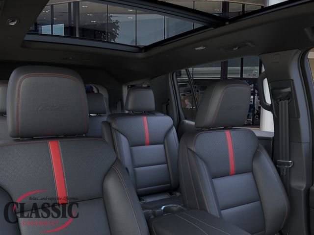 New 2026 Chevrolet Traverse RS w/ LPO, Floor Liner Package FWD image 26