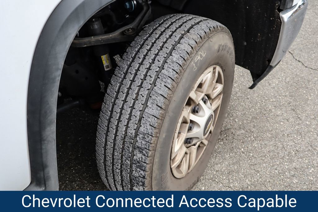 Certified 2025 Chevrolet Silverado 2500 LT w/ Convenience Package image 40