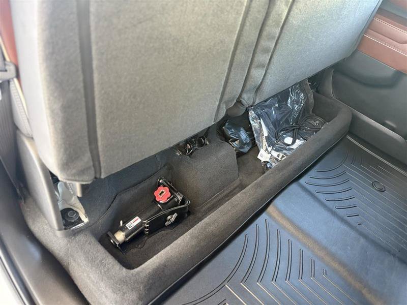 Used 2024 GMC Sierra 2500 Denali Ultimate AWD/4WD image 43