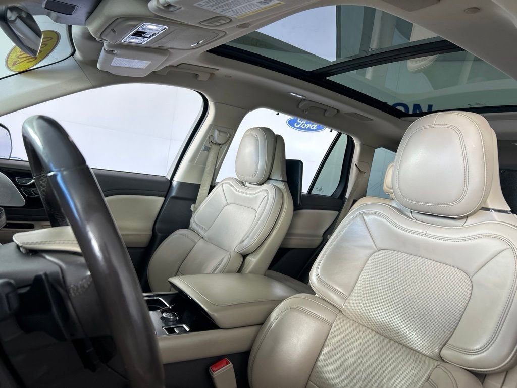 Used 2020 Lincoln Aviator Reserve w/ Equipment Group 202A AWD/4WD image 24